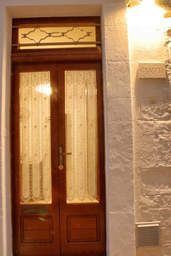 Casetta Nel Centro Storico Di تْشيستيرنِنو المظهر الخارجي الصورة